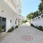 Apartments Romario