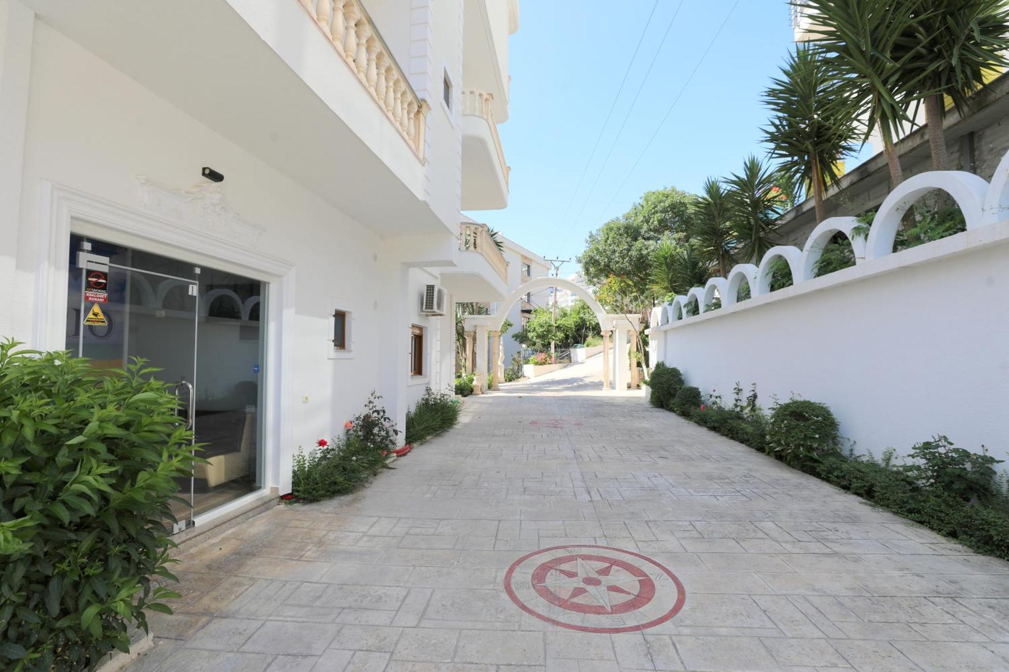 Romario Casa de hóspedes Sarandë