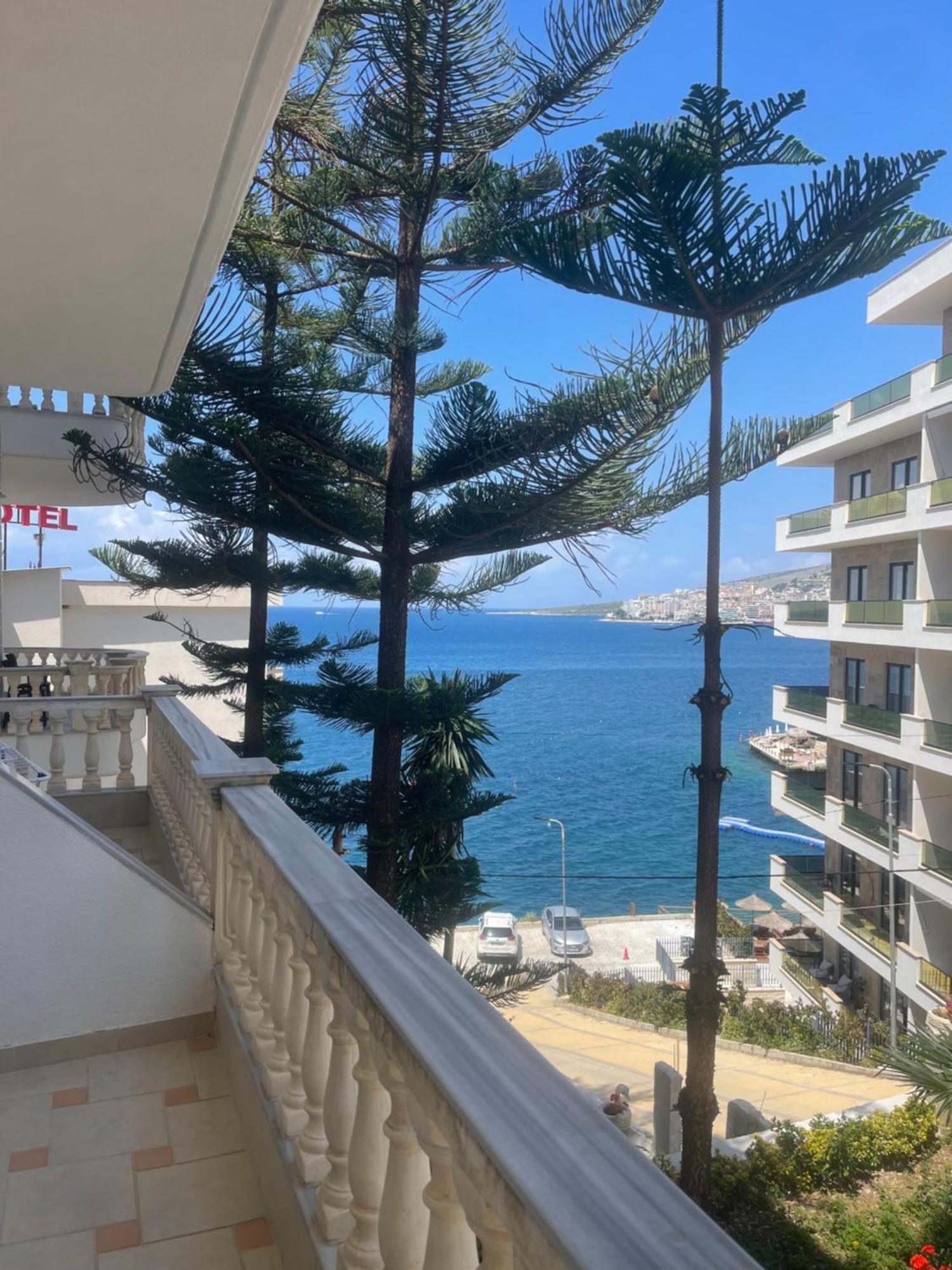 Romario 3* Sarandë